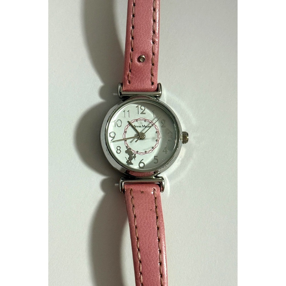 Vintage MINNIE MOUSE Disney Watch Women's or Girls Pink New Battery Running‎